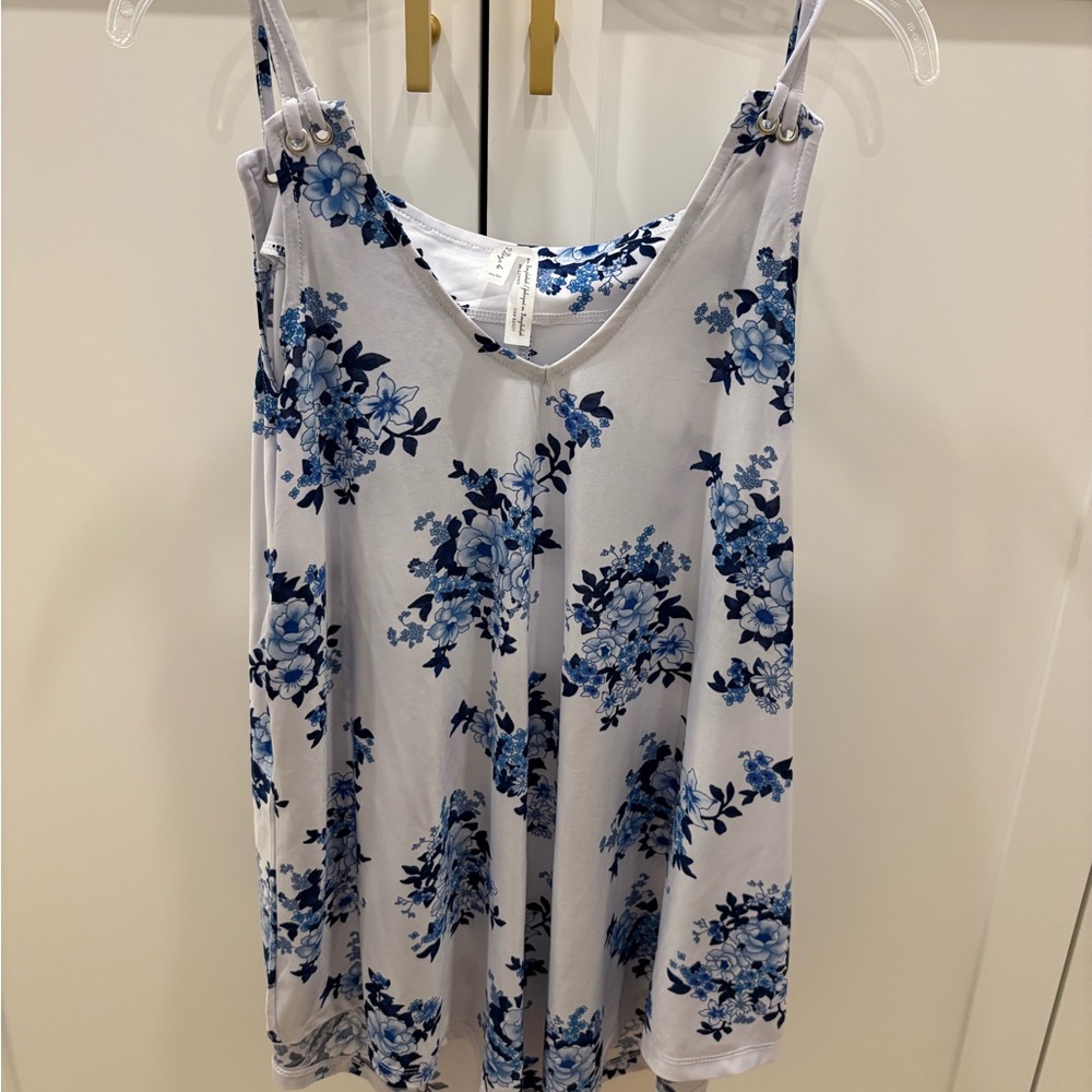 Floral Blue and White Women's Top